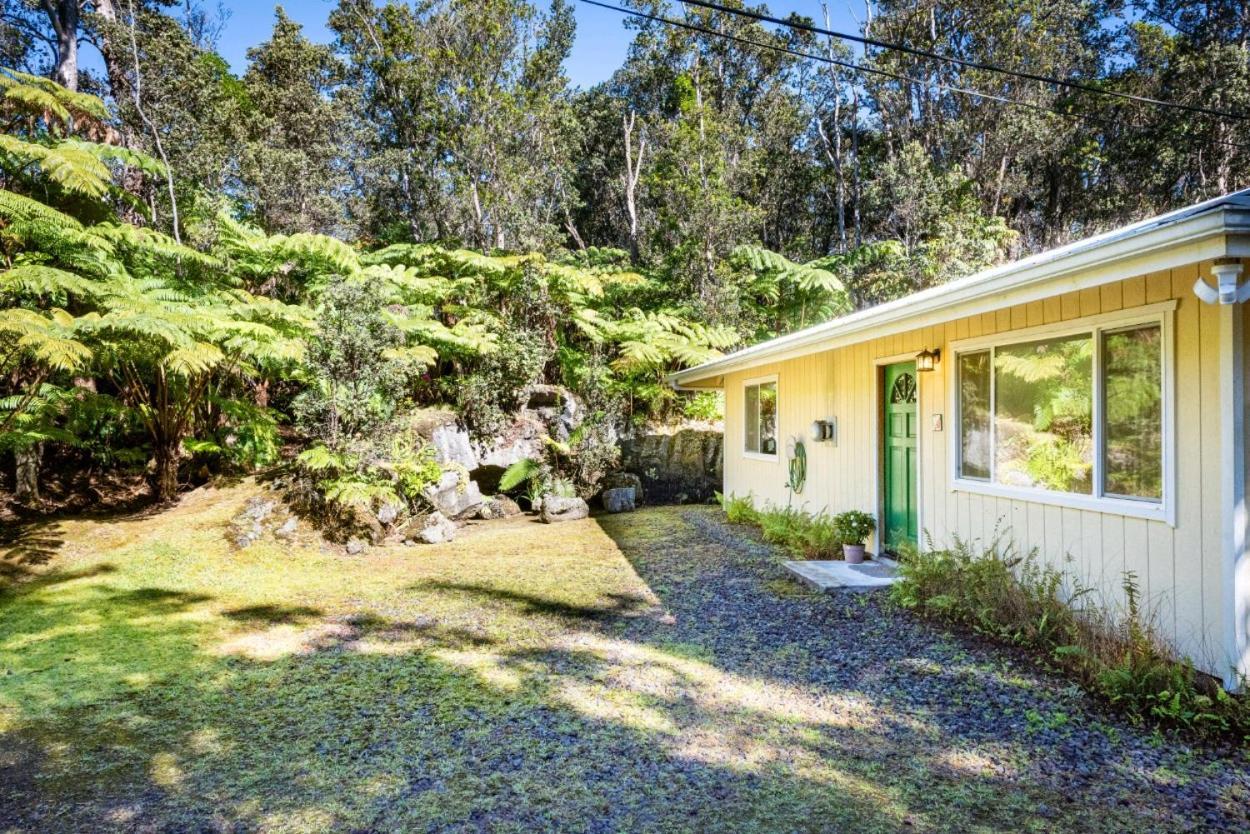 'Ama'U Lani Cottage Volcano Exterior photo